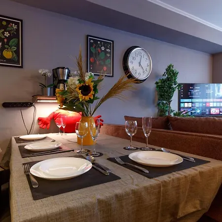 S22 Rrlux Free Parking * Riga