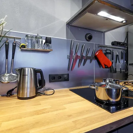 S22 Rrlux Free Parking Рига