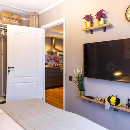 S22 Rrlux Comfy Free Parking Riga