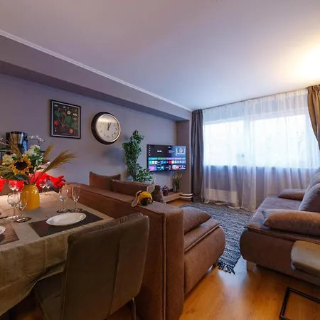S22 Rrlux Comfy Free Parking * Riga